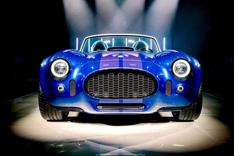 Jusqu'à 663 ch pour la nouvelle AC Cobra GT Roadster 