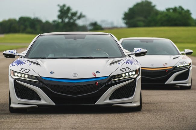 L'Acura NSX au départ de Pikes Peak