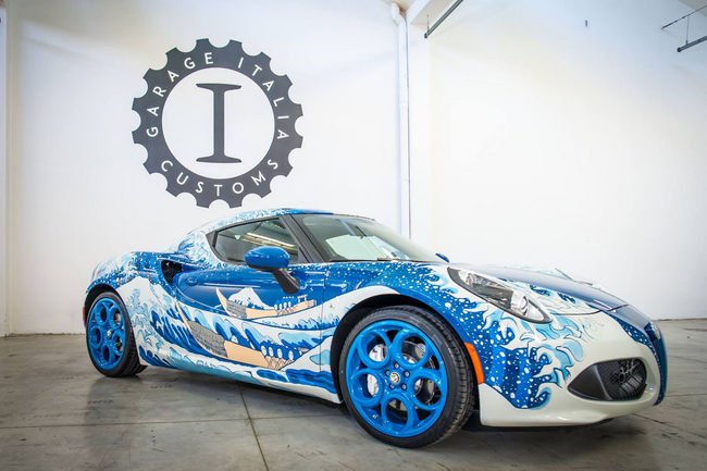 Alfa Romeo 4C The Great Wave par Garage Italia Custom