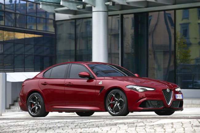 L'Alfa Romeo Giulia QV AT8 en 7'32 sur le Ring