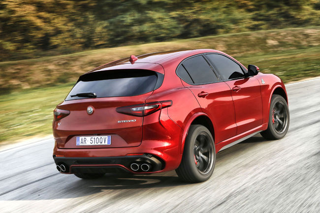 Alfa Romeo Stelvio Quadrifoglio : ouverture des commandes