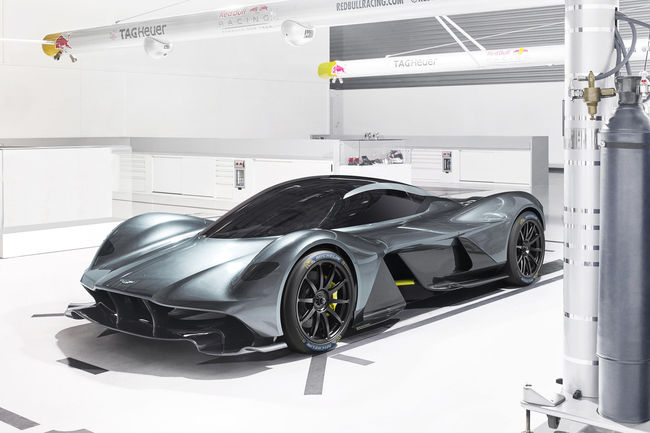 Aston Martin annonce l'arrivée de l'Hypercar 003