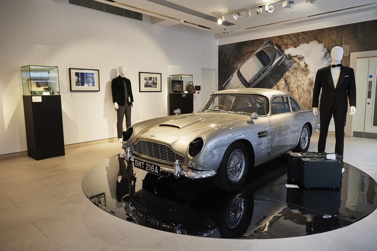 Enchères : vente record pour une Aston Martin DB5 du film « No Time To Die »
