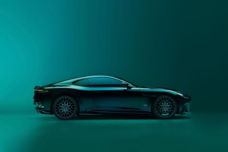 770 ch pour la nouvelle Aston Martin DBS 770 Ultimate