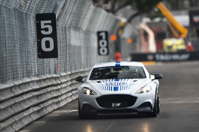 Aston Martin Rapide E : débuts dynamiques à Monaco