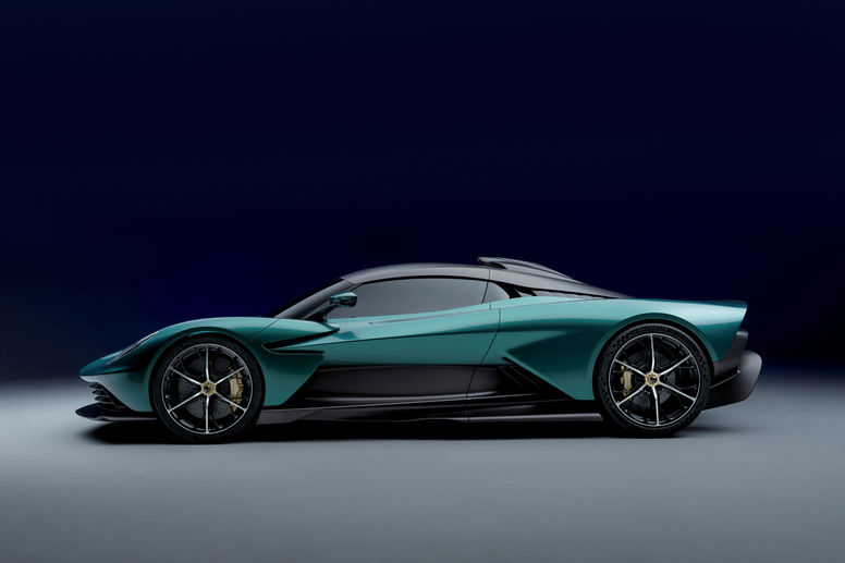 L'Aston Martin Valhalla attendue en 2024