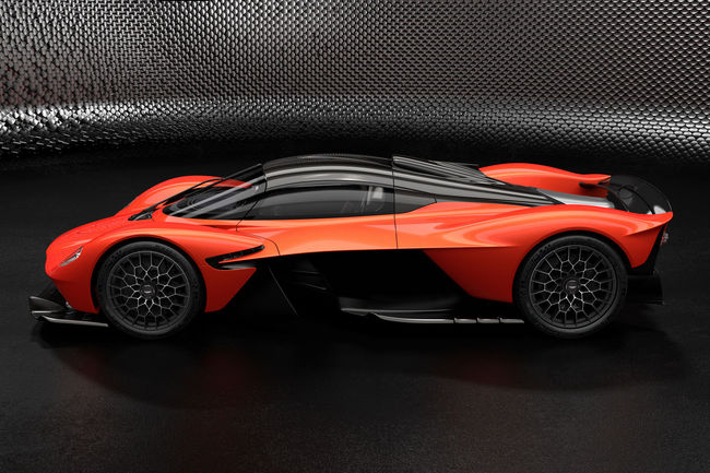 1 176 ch pour l'Hypercar Aston Martin Valkyrie