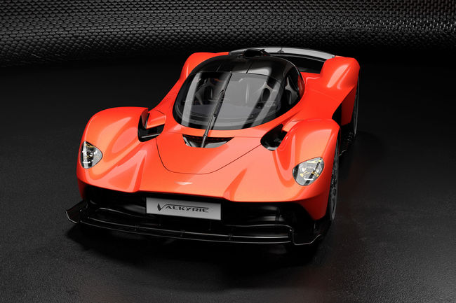 1 176 ch pour l'Hypercar Aston Martin Valkyrie