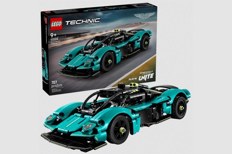 L'Aston Martin Valkyrie intègre le catalogue Lego