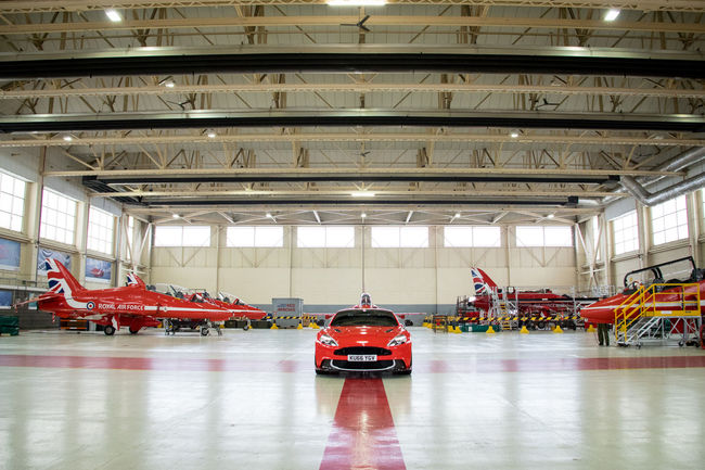 One-off Aston Martin Vanquish S Red10