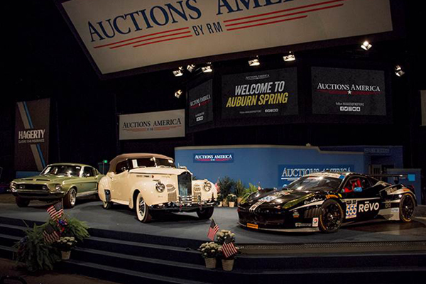 Beau résultat pour Auctions America à Auburn Spring 