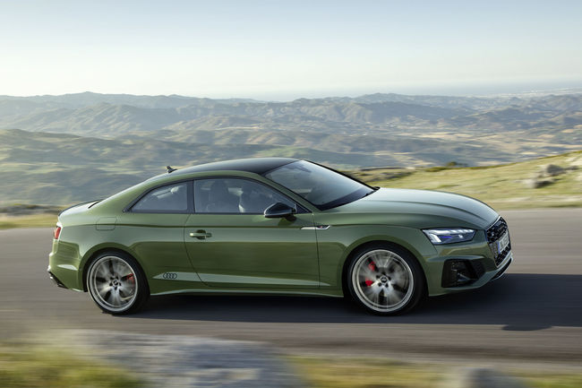 Audi A5 restylée : ouverture des commandes