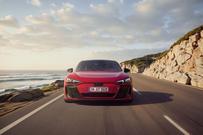 Audi étoffe son catalogue avec l'Audi e-tron GT quattro