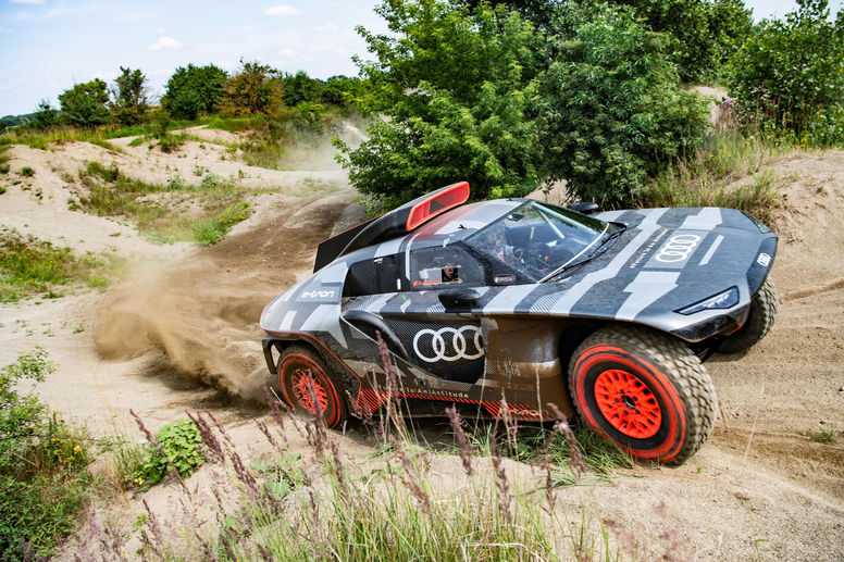 Audi RS Q e-tron : un SUV hybride sur le Rallye Dakar