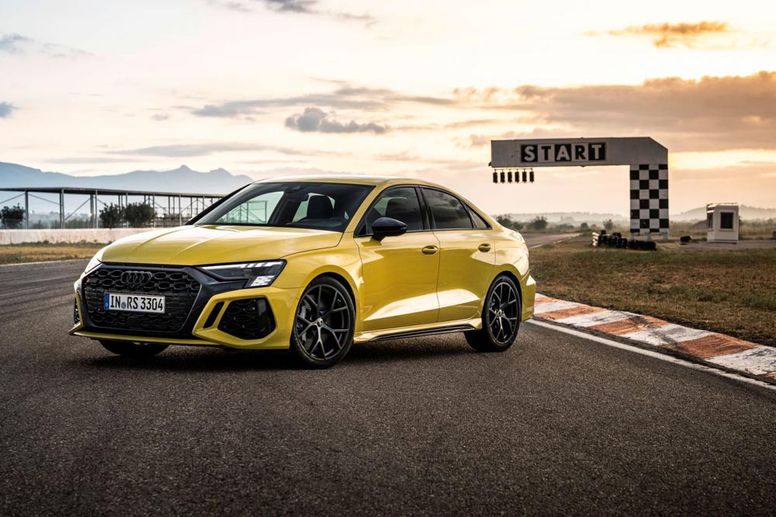 Des pneumatiques semi-slick pour les Audi RS 3