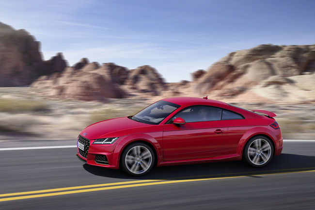 L'Audi TT passe au restylage pour ses 20 ans