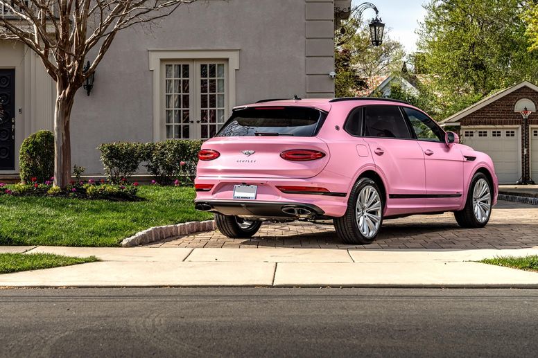 Mulliner présente le Bentley Bentayga Candy Pink