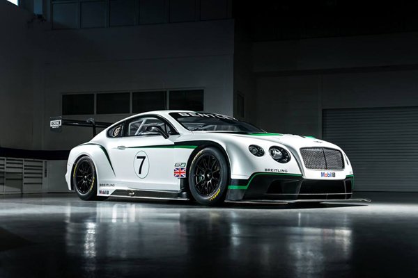 Chris Harris au volant d'une Bentley GT3 en Blancpain Series