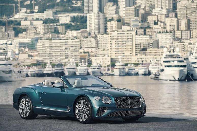 Bentley présente la collection Mulliner Riviera