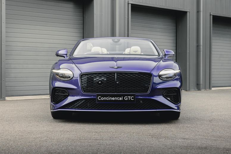 La teinte Violette fait son retour au catalogue de Bentley