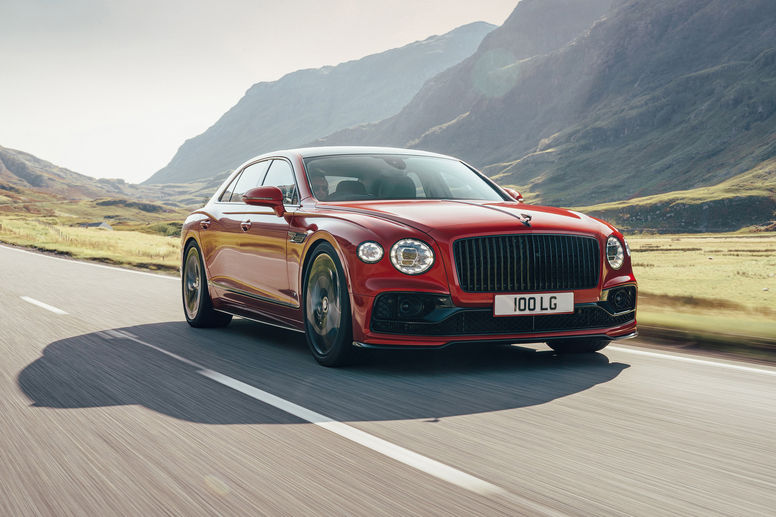 Lancement en production de la Bentley Flying Spur V8