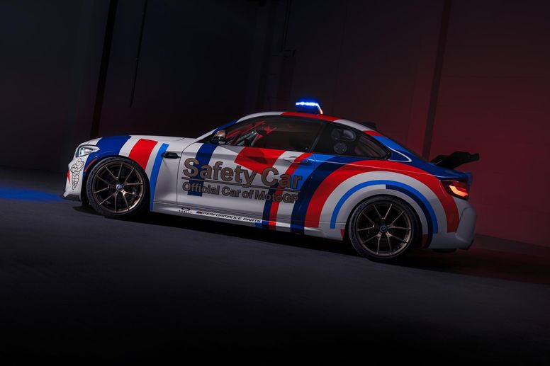 Un nouveau safety-car pour le MotoGP : la BMW M2 CS Racing 