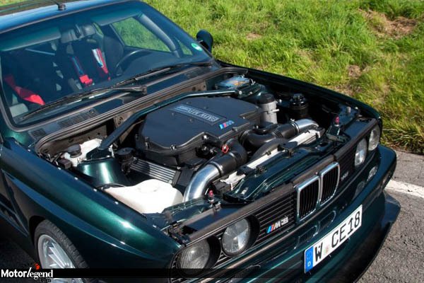 Manhart transforme une BMW M3 E30 en un monstre de plus de 400 chevaux