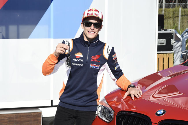 BMW M Award : Marc Marquez reçoit son BMW X4 M Competition