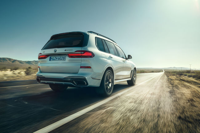 Nouveaux BMW X5 M50i et BMW X7 M50i