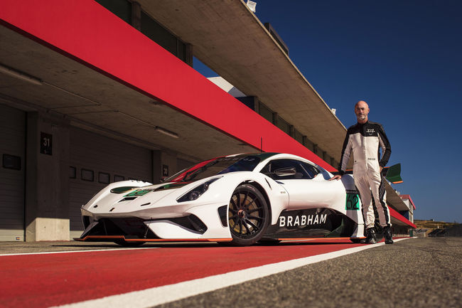 La Brabham BT62 en piste à Portimao