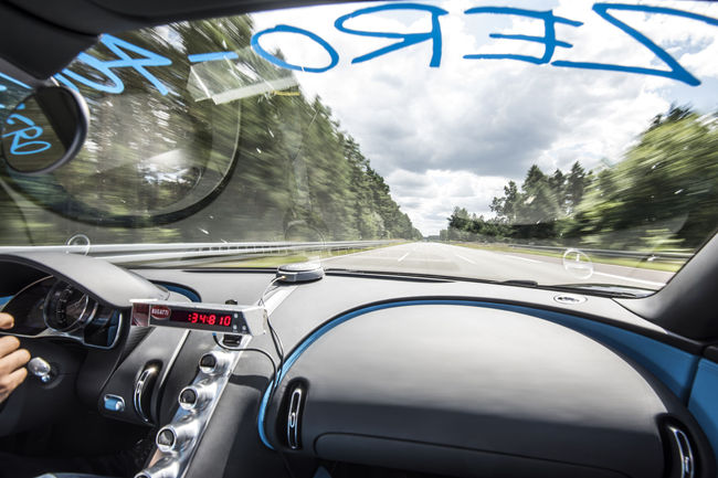 Bugatti : comment filmer un record de vitesse
