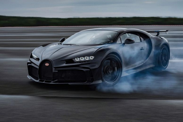 Séance de drift improbable pour la Bugatti Chiron Pur Sport