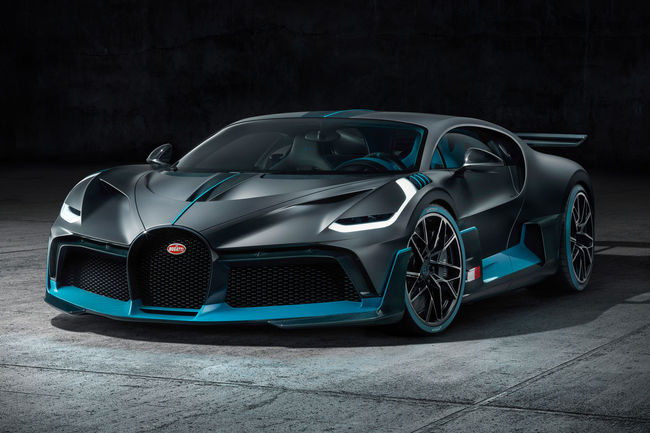 Bugatti dévoile la Divo à Monterey