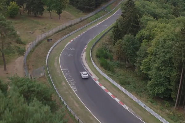 La Chevrolet Corvette C8 en 7 minutes 29 sur le Ring