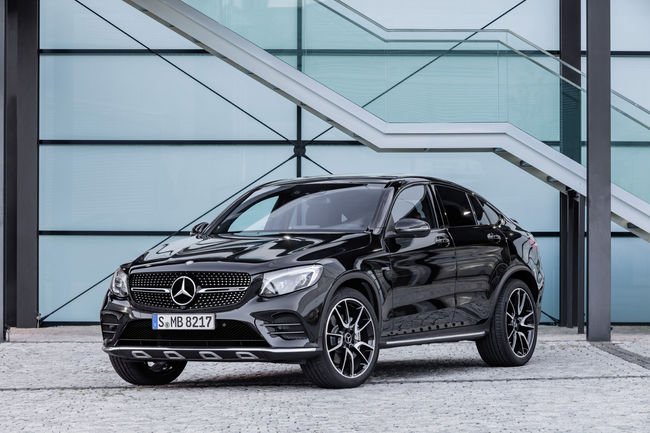 Nouveaux moteurs pour les Mercedes Classe E et GLC Coupé