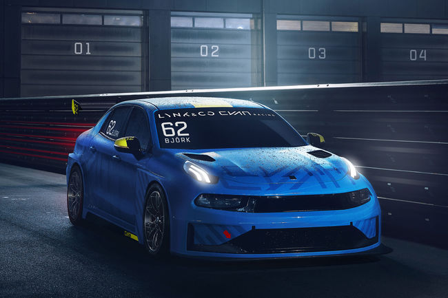 Un concept-car et une voiture de course pour Lynk & Co et Cyan Racing 