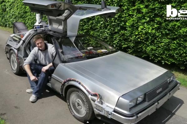 BOURG-SAINT-MAURICE. Fan de Retour vers le futur, il roule en DeLorean