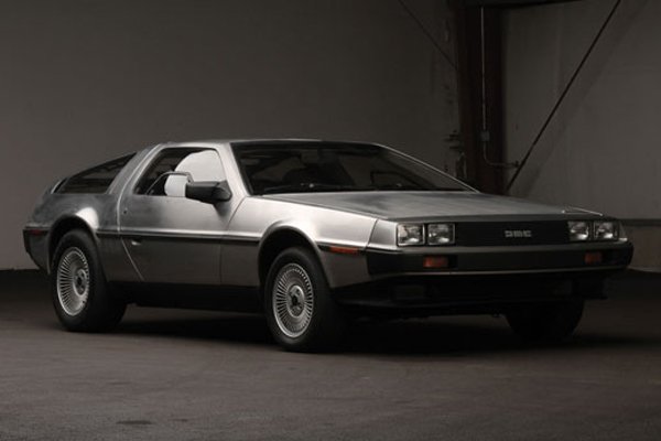 La DeLorean DMC-12 est officiellement de retour en production