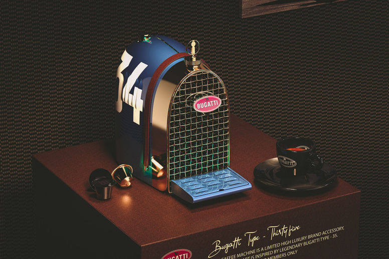Design : une machine à café inspirée de la Bugatti Type 35