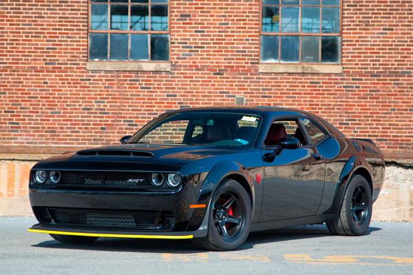 Mecum Auctions : deux Dodge Challenger Demon brillent à Louisville