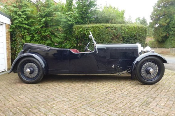 Une rare Aston Martin 1934 aux enchères