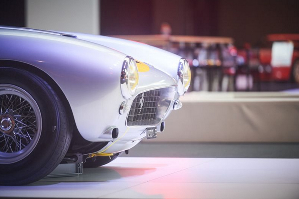 Exposition Ferrari à l'Autoworld de Bruxelles