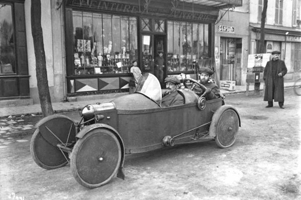 La marque Bédélia s'expose à Rétromobile 