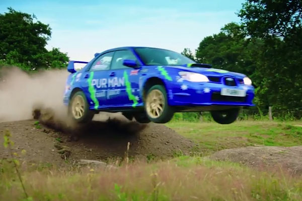 Farmkhana : quand Jeremy Clarkson se prend pour Ken Block