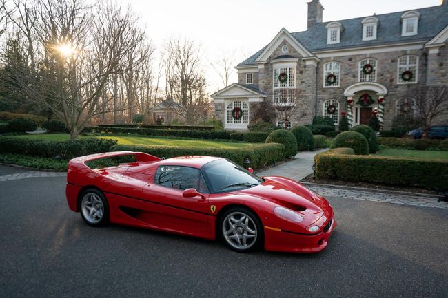 Le premier prototype de production de la Ferrari F50 aux enchères