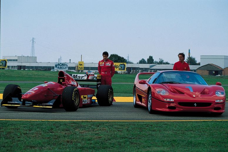 Ferrari fête les 30 ans de la F50 avec le F50 Legacy Tour 2025