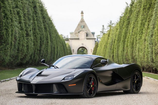 Une LaFerrari pour soutenir les victimes du séisme