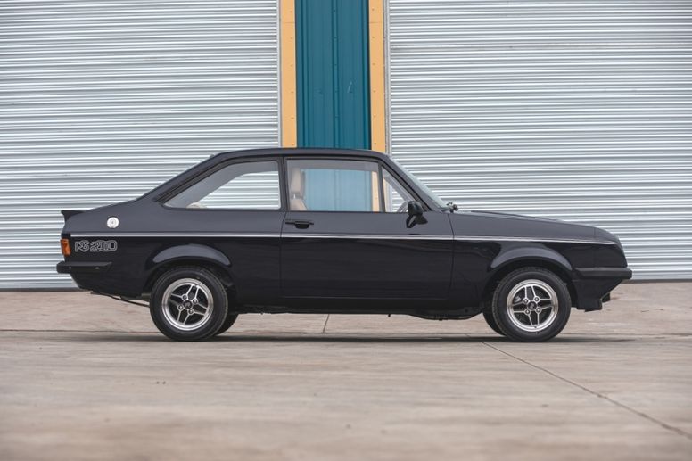 Une Ford Escort RS2000 MK2 restaurée par Richard Hammond aux enchères