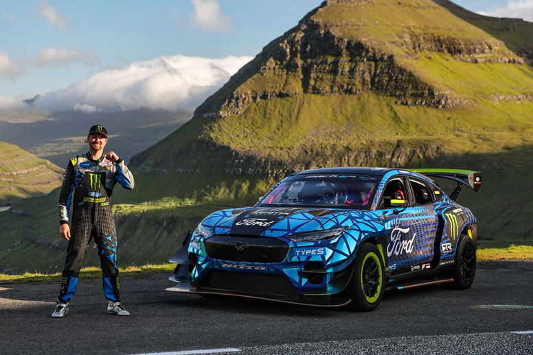 Vaughn Gittin Jr. teste le Mustang Mach-e 1400 aux Iles Féroé