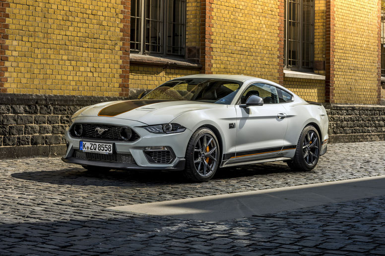 La Mustang Mach 1 en piste sur la Nürburgring Nordschleife